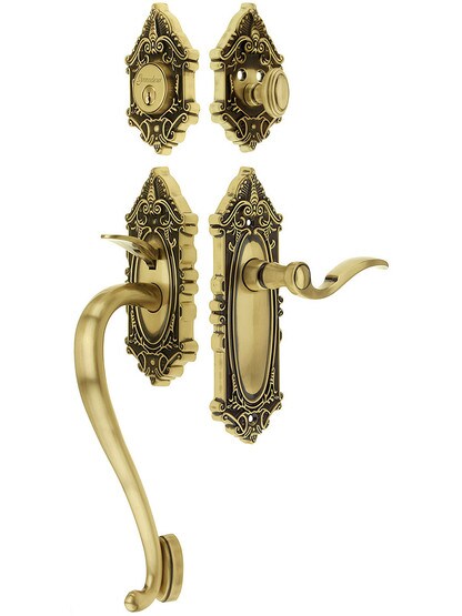 Grandeur Grande Victorian Thumblatch Entrance Set With Bellagio Lever - Left-Handed in Antique Brass.